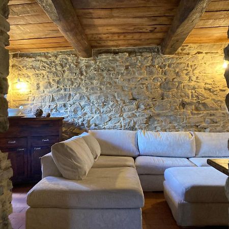 Вілла La Casina Del Prete Caprese Michelangelo Екстер'єр фото